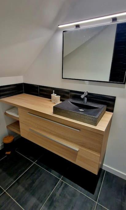 Appartement Charmant Et Spacieux Auxerre Zewnętrze zdjęcie