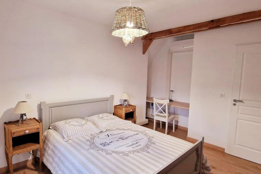 Appartement Charmant Et Spacieux Auxerre Zewnętrze zdjęcie
